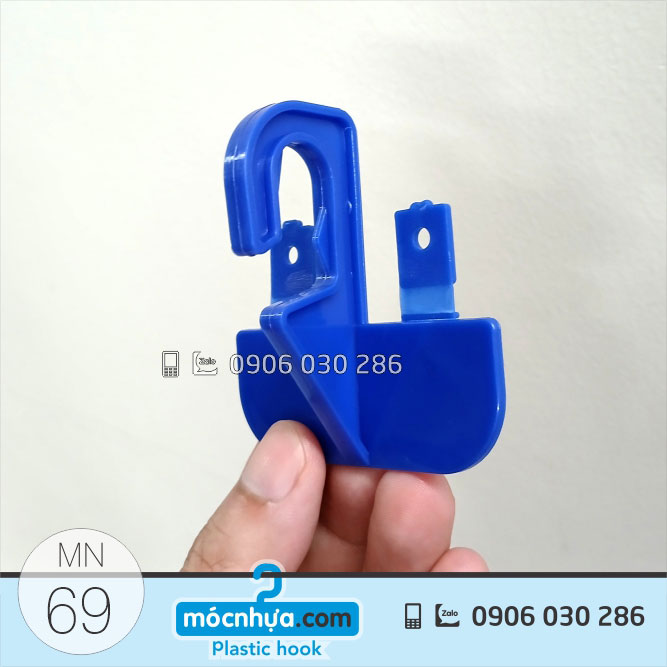 Sản-xuất-Móc-nhựa-treo-gói-hút-ẩm-màu-xanh-dương